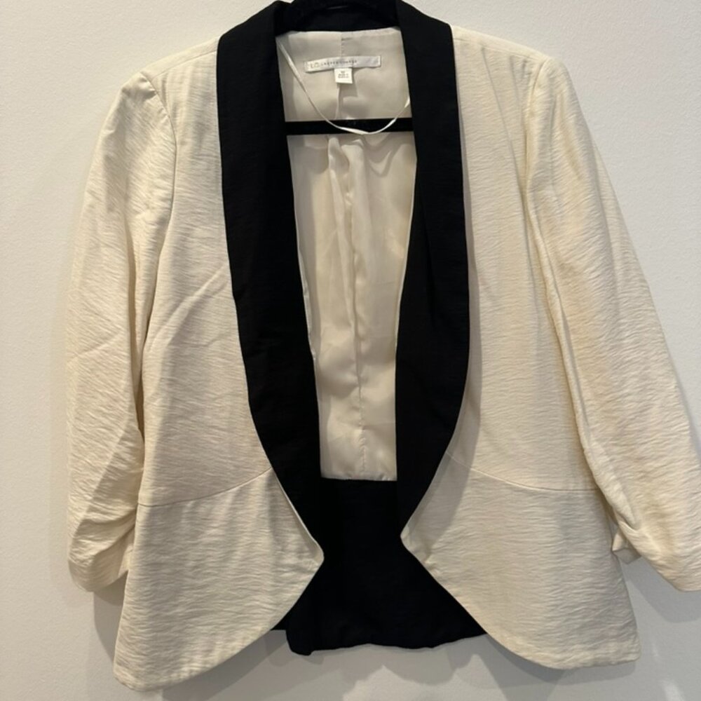 Women's sheer blazer